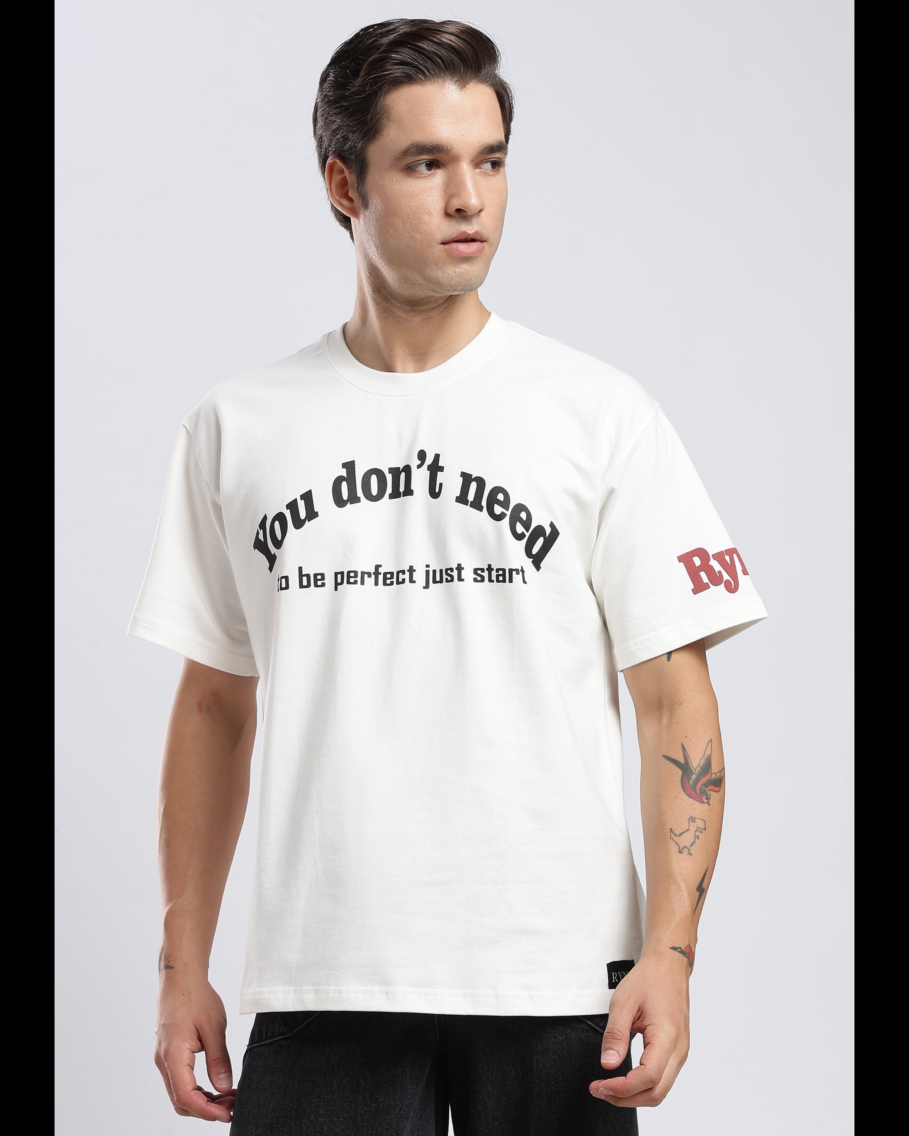 INITIUM — Oversized Tshirt