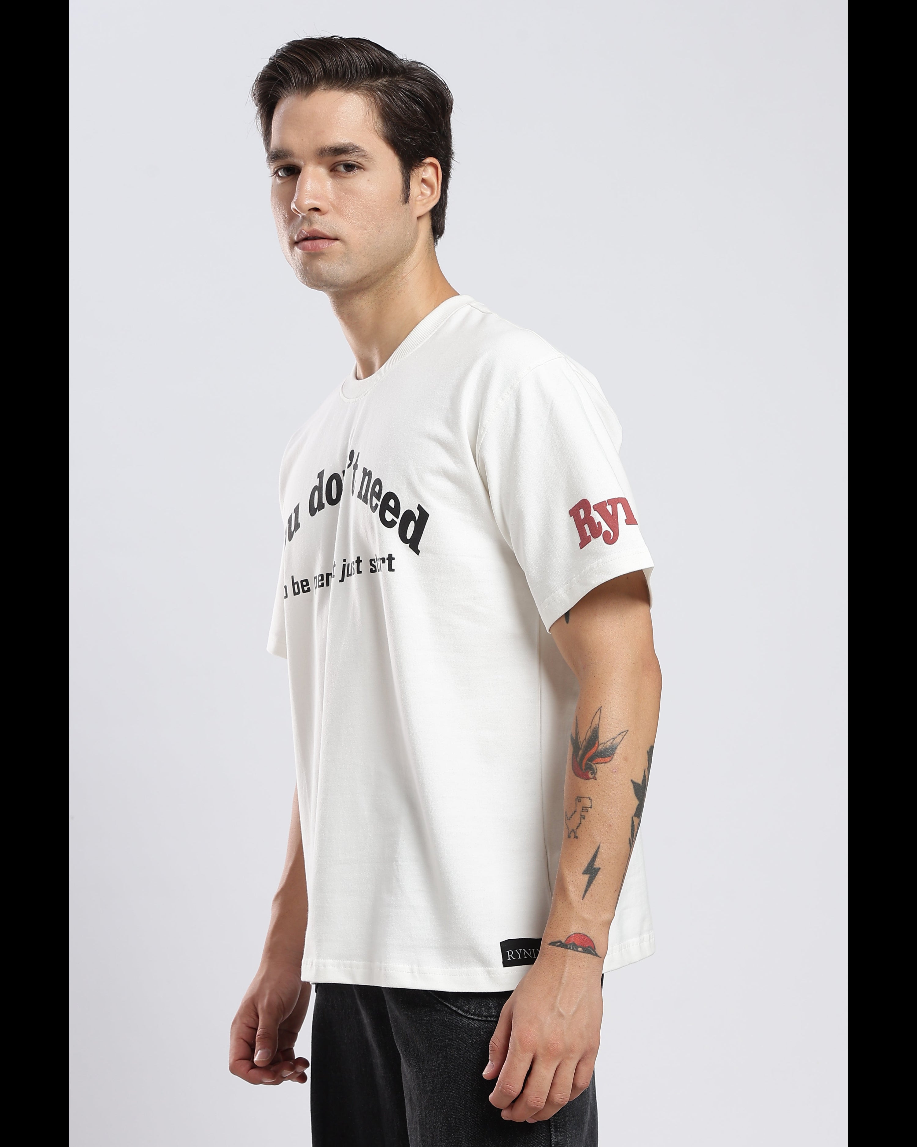 INITIUM — Oversized Tshirt